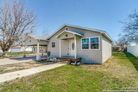 222 Broken Spur, Bandera, TX 78003