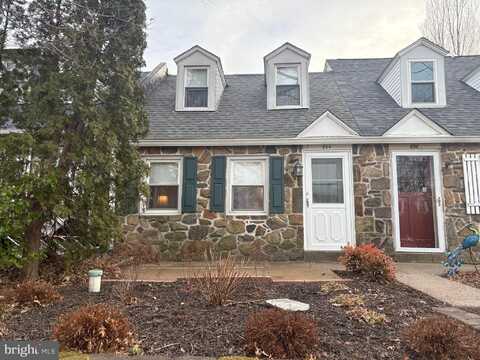 884 WOODLAWN AVENUE, PHOENIXVILLE, PA 19460