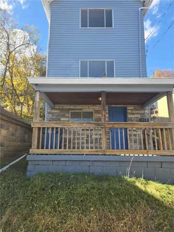 709 Thompson St, Wilkinsburg, PA 15145