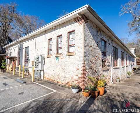 585 White Circle, Athens, GA 30605