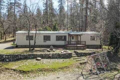 590 Brooks Ln, Weaverville, CA 96093