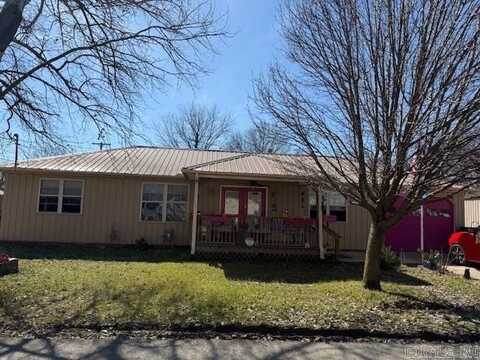 106 NE Carolina Street, Walnut Ridge, AR 72476