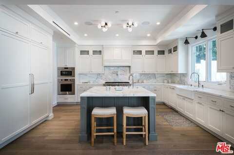 530 Arbramar Ave, Pacific Palisades, CA 90272