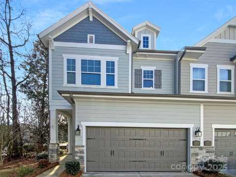 11005 Cobb Creek Court, Charlotte, NC 28277