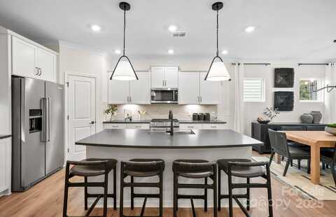 5220 Hatcher Creek Road, Charlotte, NC 28215