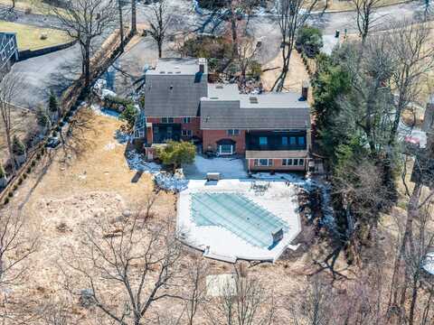 25 Cogswell Lane, Stamford, CT 06902