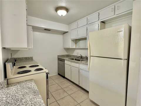 2828 Jackson Street, Fort Myers, FL 33901