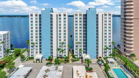 1901 Clifford Street, Fort Myers, FL 33901