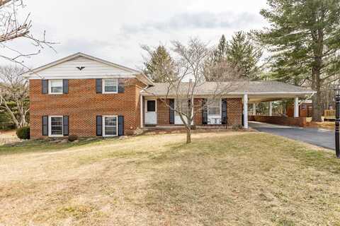 310 SUSSEX DR, STAUNTON, VA 24401