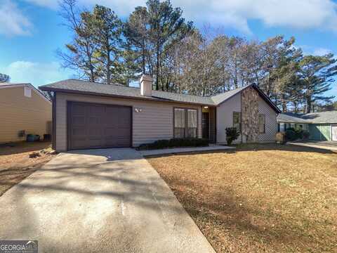 4673 Hairston Crossing, Stone Mountain, GA 30083