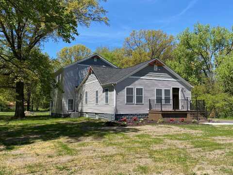 530 S 23rd Street, Porter, IN 46304