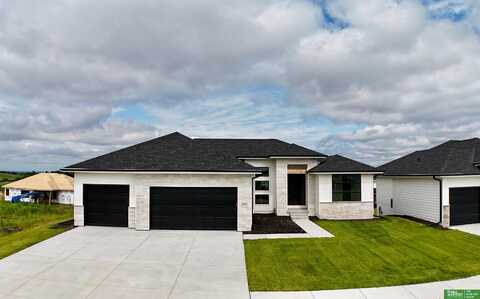 5430 N 212 Avenue, Elkhorn, NE 68022