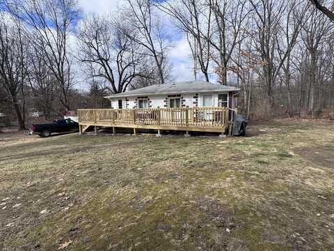 57993 Oak Park Road, Three Rivers, MI 49093