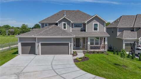 5823 McCormick Drive, Shawnee, KS 66226