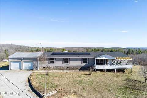 102 Flat Rock Rd, Deer Lodge, TN 37726