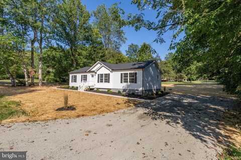 64 PINE RD, LOUISA, VA 23093
