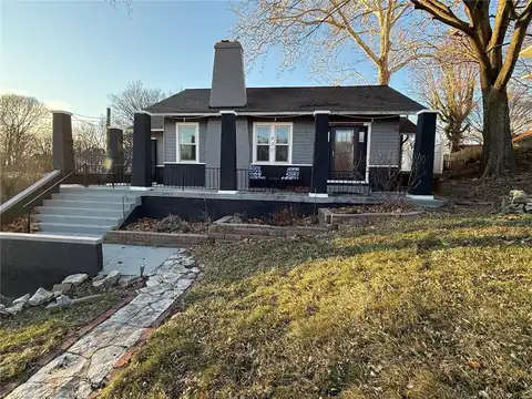 430 Belleview Avenue, Alton, IL 62002