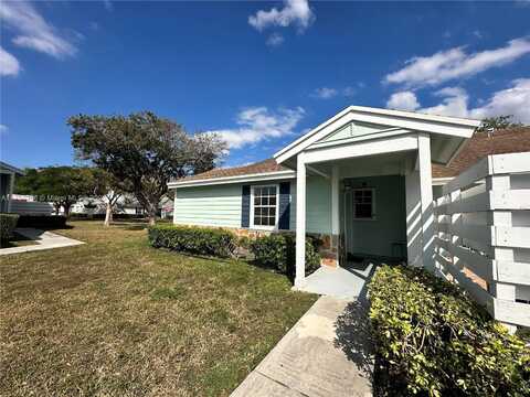 13792 SW 149th Cir Ln, Miami, FL 33186