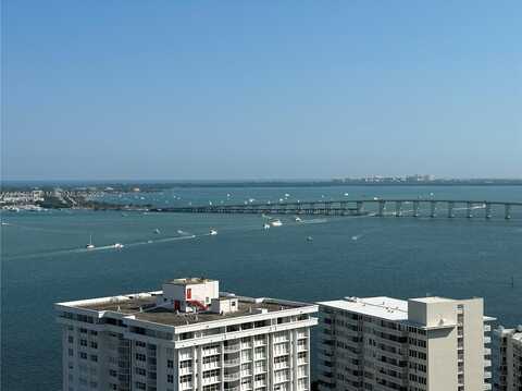 170 SE 14th St, Miami, FL 33131