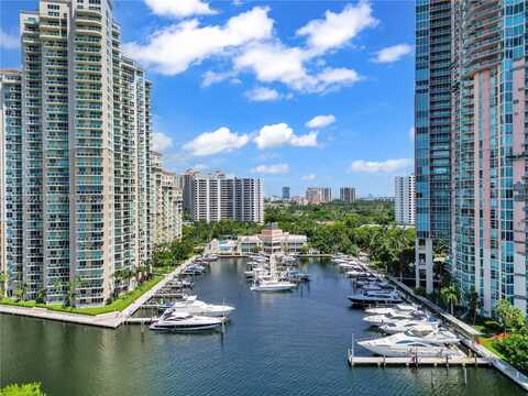 3340 NE 190th St, Aventura, FL 33180