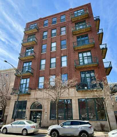 1632 S Indiana Avenue, Chicago, IL 60616