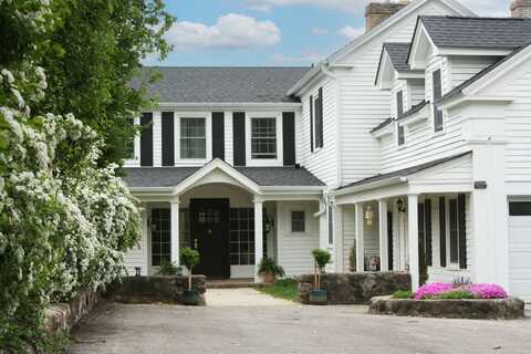 708 S Rose Farm Road, Woodstock, IL 60098