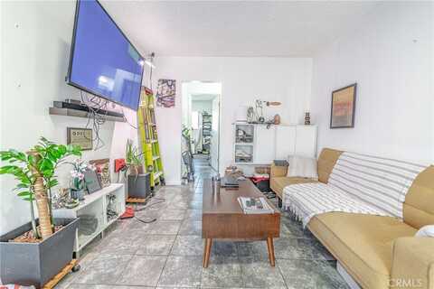 335 Cedar Avenue, Long Beach, CA 90802