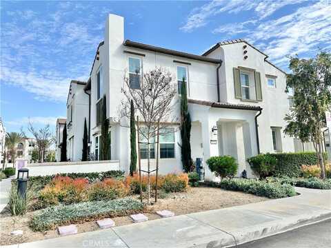 30324 Town Square Dr, Menifee, CA 92584