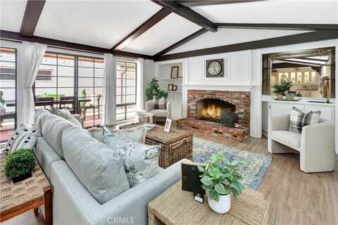 103 Via San Remo, Newport Beach, CA 92663