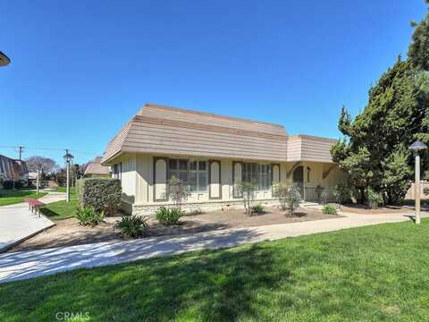 4017 Via Encinas, Cypress, CA 90630