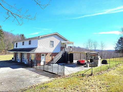 72 Taylor Lane, Newburg, WV 26410