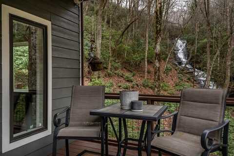 185 Huckleberry Cove Drive, Jasper, GA 30143