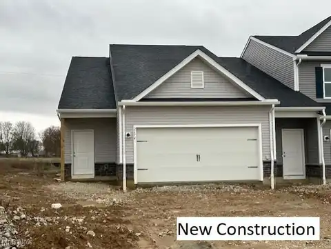 2674 Gala Road NE, Louisville, OH 44641