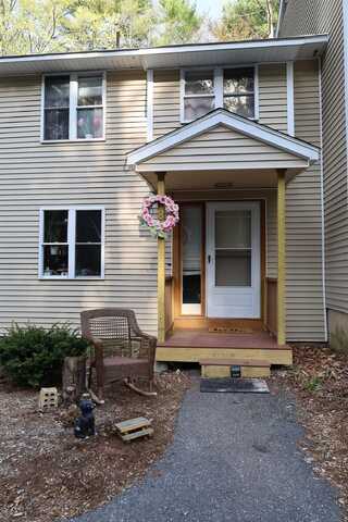 8 Monarch Lane, Claremont, NH 03743