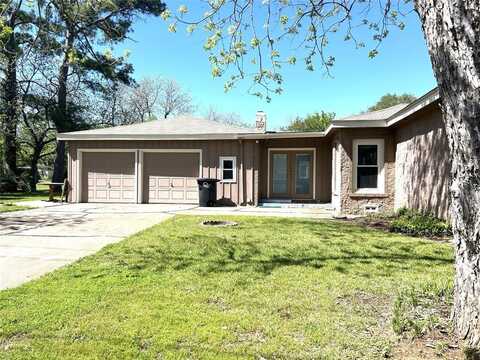 714 Forrest Avenue, Cleburne, TX 76033
