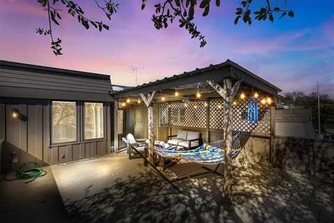 8350 Southmeadow Circle, Dallas, TX 75231