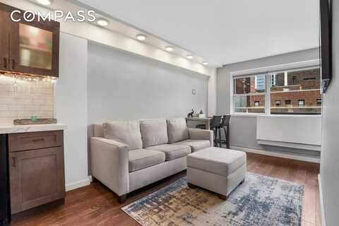 139 East 33rd Street, New York, NY 10016