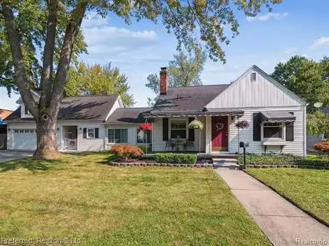 21715 CALIFORNIA Street, Saint Clair Shores, MI 48080