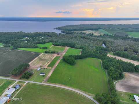 610 Chambers Ferry Road, Edenton, NC 27932