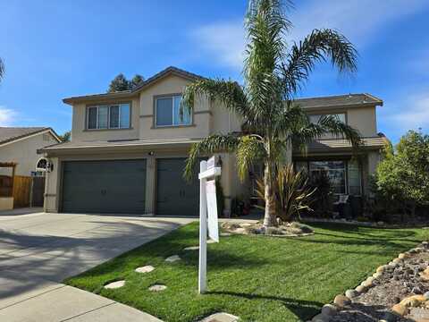 1042 Topaz Court, Vacaville, CA 95687