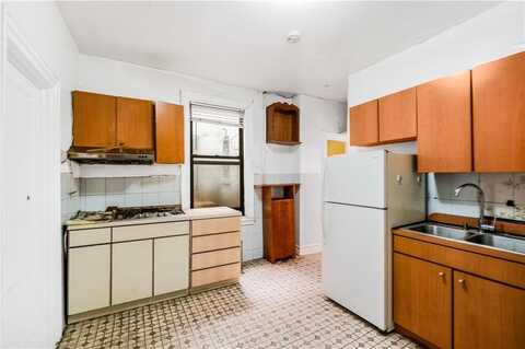 4405 8th Avenue, Brooklyn, NY 11220