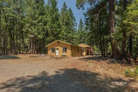 1371 Eagle Creek Loop Rd, Coffee Creek, CA 96091