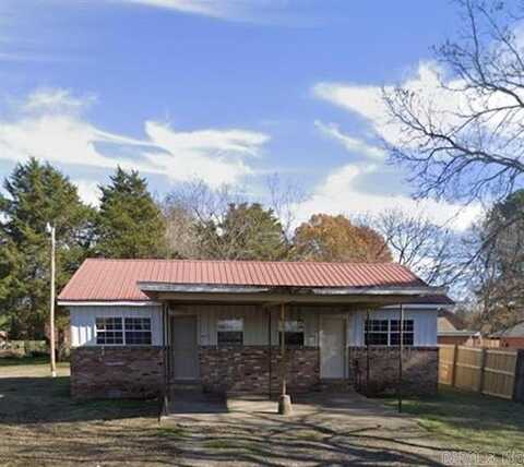 404 Maple Street, Morrilton, AR 72110