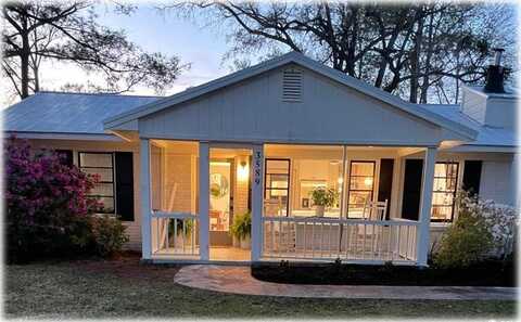 3589 Walter St., Johns Island, SC 29455