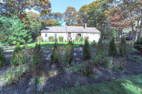 48 Valley Brook Road, Centerville, MA 02632