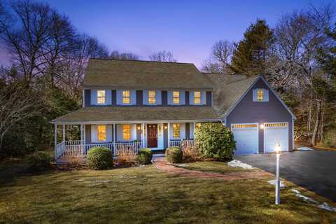 37 Highfield Drive, Sandwich, MA 02563