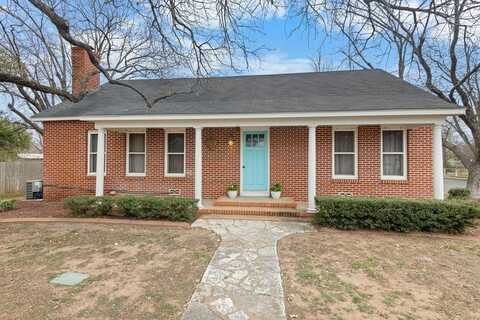 901 Llano St, Fredericksburg, TX 78624