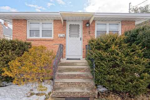 1856 Greenpoint Avenue, Rotterdam, NY 12303