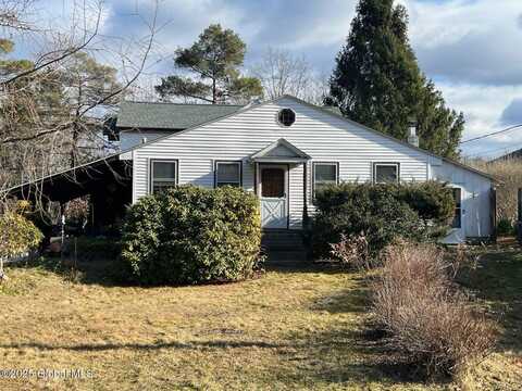 20 Nantasket Road, New York, NY 12123