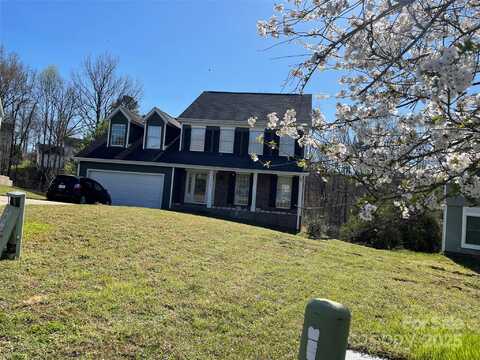 12662 Woodside Falls Road, Pineville, NC 28134